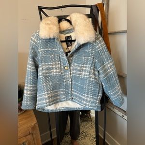 Beautiful plaid jacket with removable fur collar